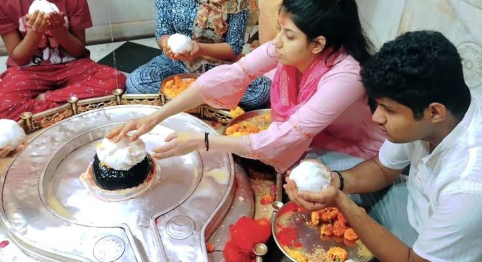 Mangal Bhat Puja performed at Mangalnath Mandir in Ujjain